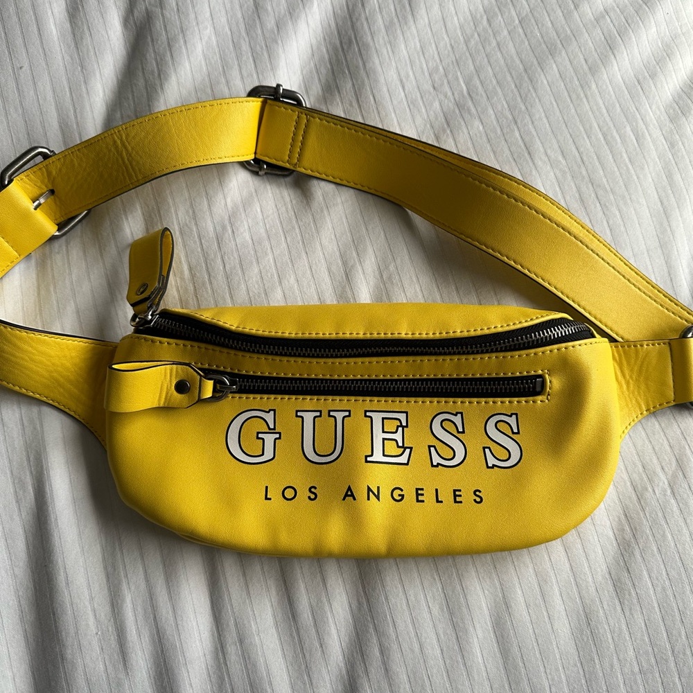 Guess yellow belt bag crossbody adjustable strap